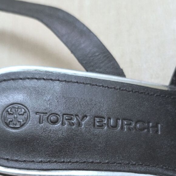 Tory Burch City Heel Sandals Silver Crackle Leather Size 9.5M - Picture 2 of 12